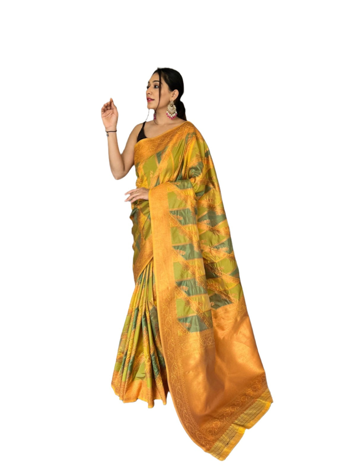 Pure Tissue Silk Saree With Gold Zari in Essen