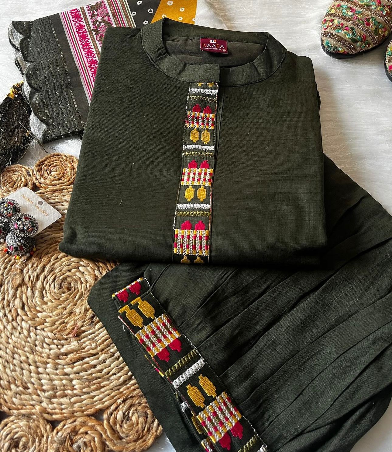Vrajgopi Stylish (Fancy) Embroidery Kurta with inner Patiala and dupatta set for women and girls in Germany