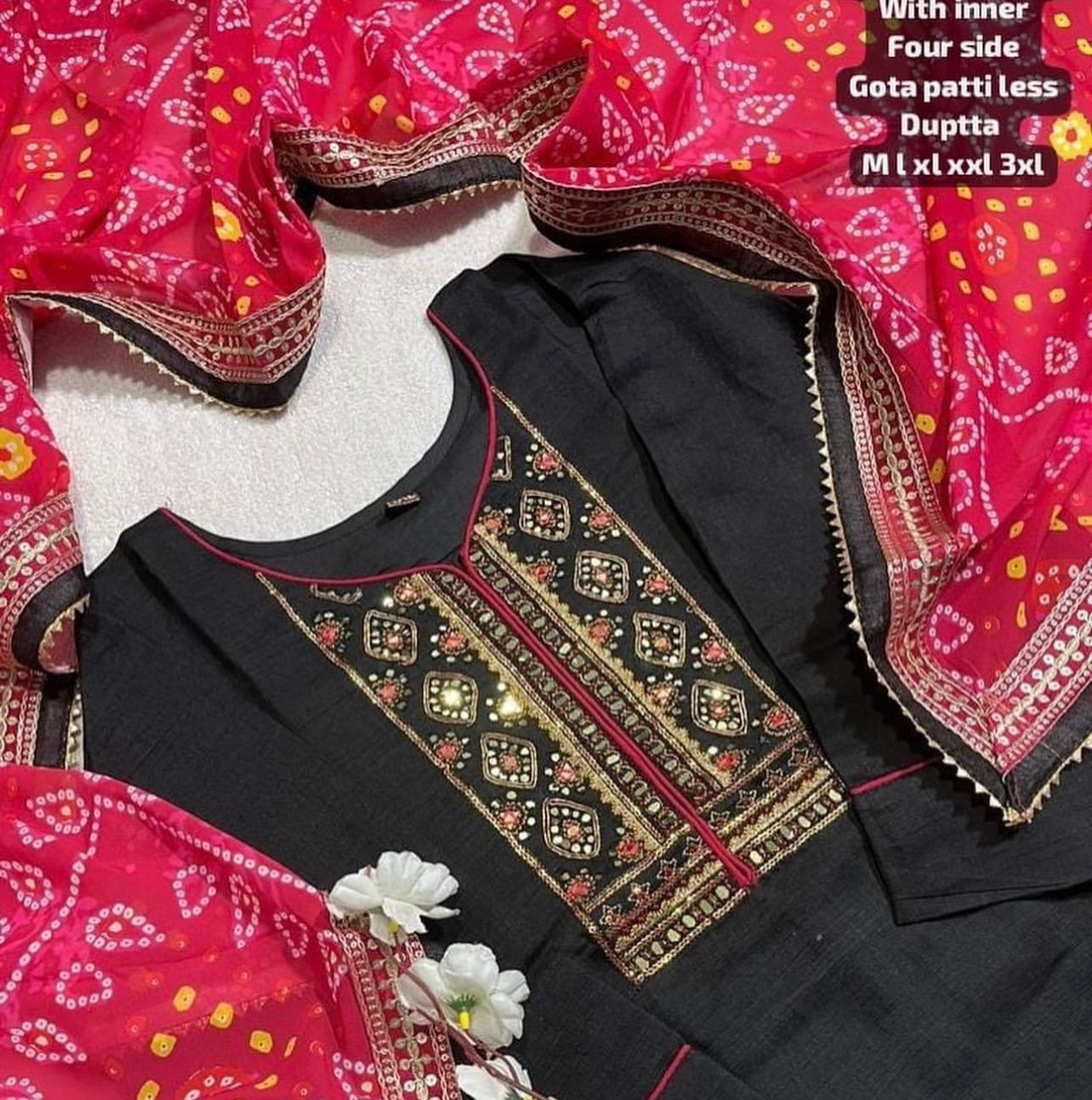 Women embroidery suits in Munich