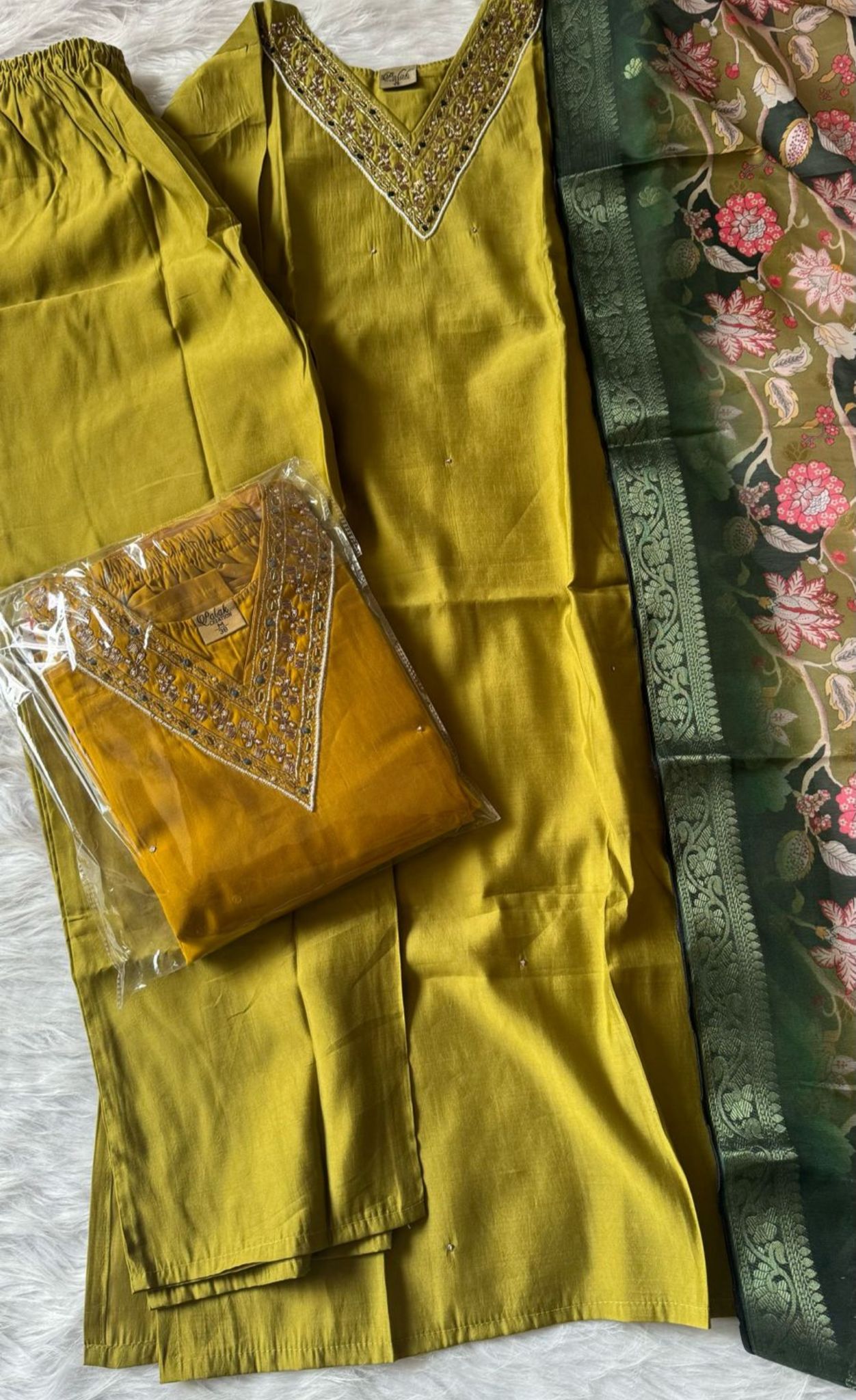 Designer Stylish Silk Kurta Pant in Berlin