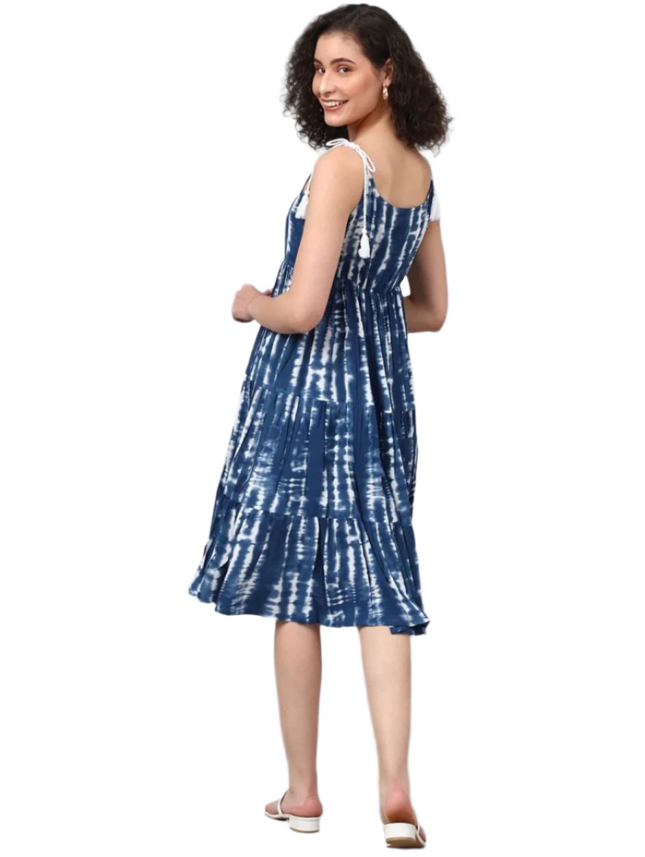 Women Tiered Blue Dress in Berlin
