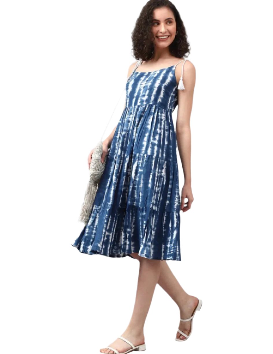 Women Tiered Blue Dress in Berlin