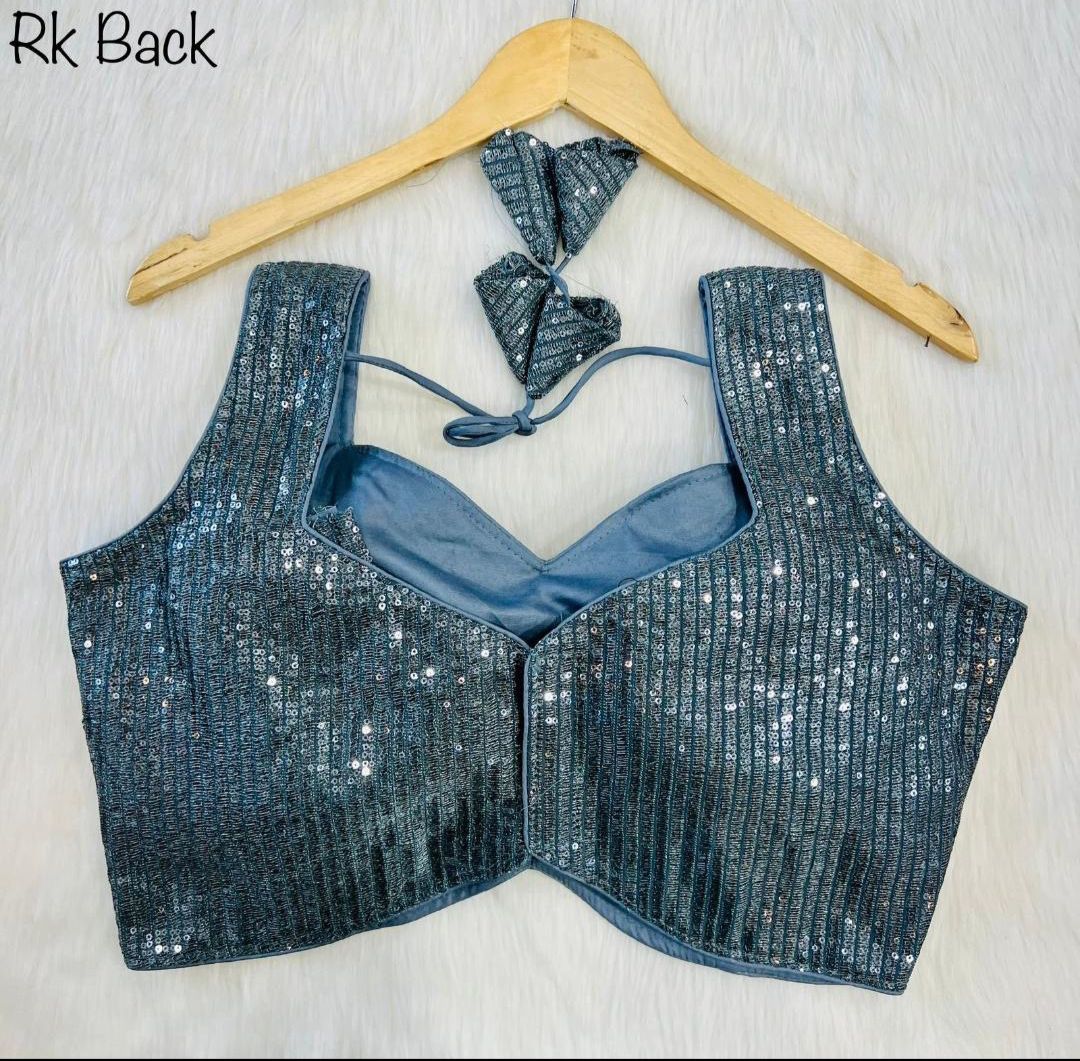 Round Neck Women Blouse in Germany