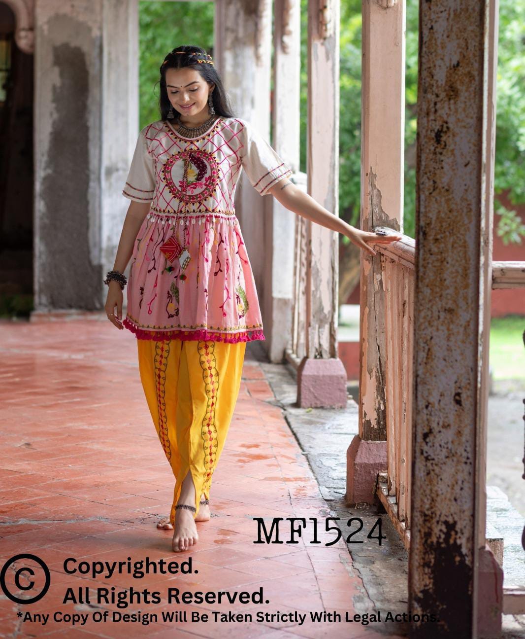 Navratri Garba Special Kedia and Tulip Pants for Women's in Berlin