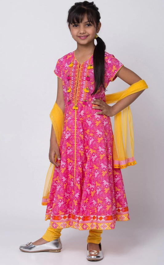 Girls Festive & Party Kurta and Churidar Set in Munich