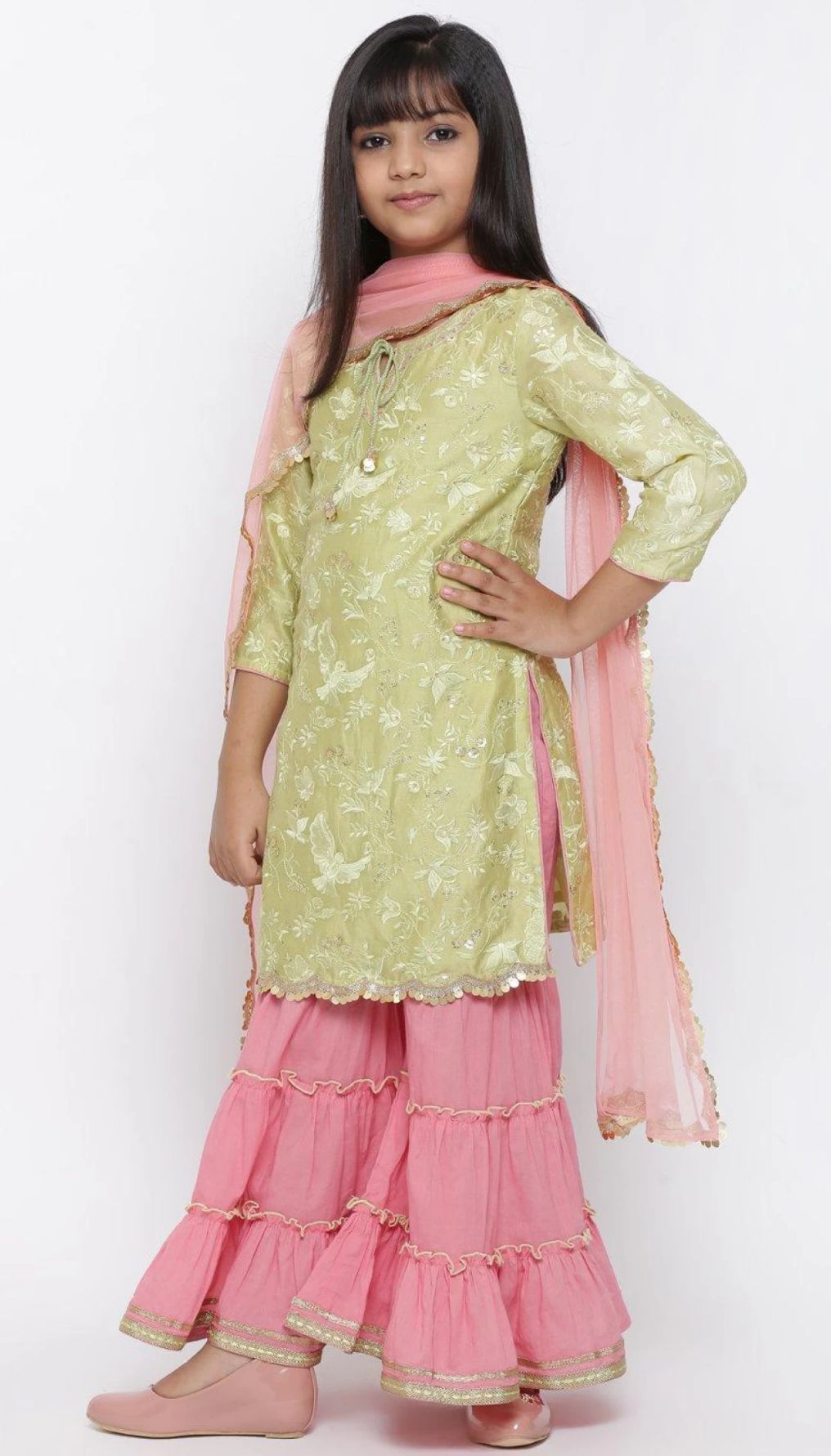 Embroidered Kurta, Churidar & Dupatta Set in Munich