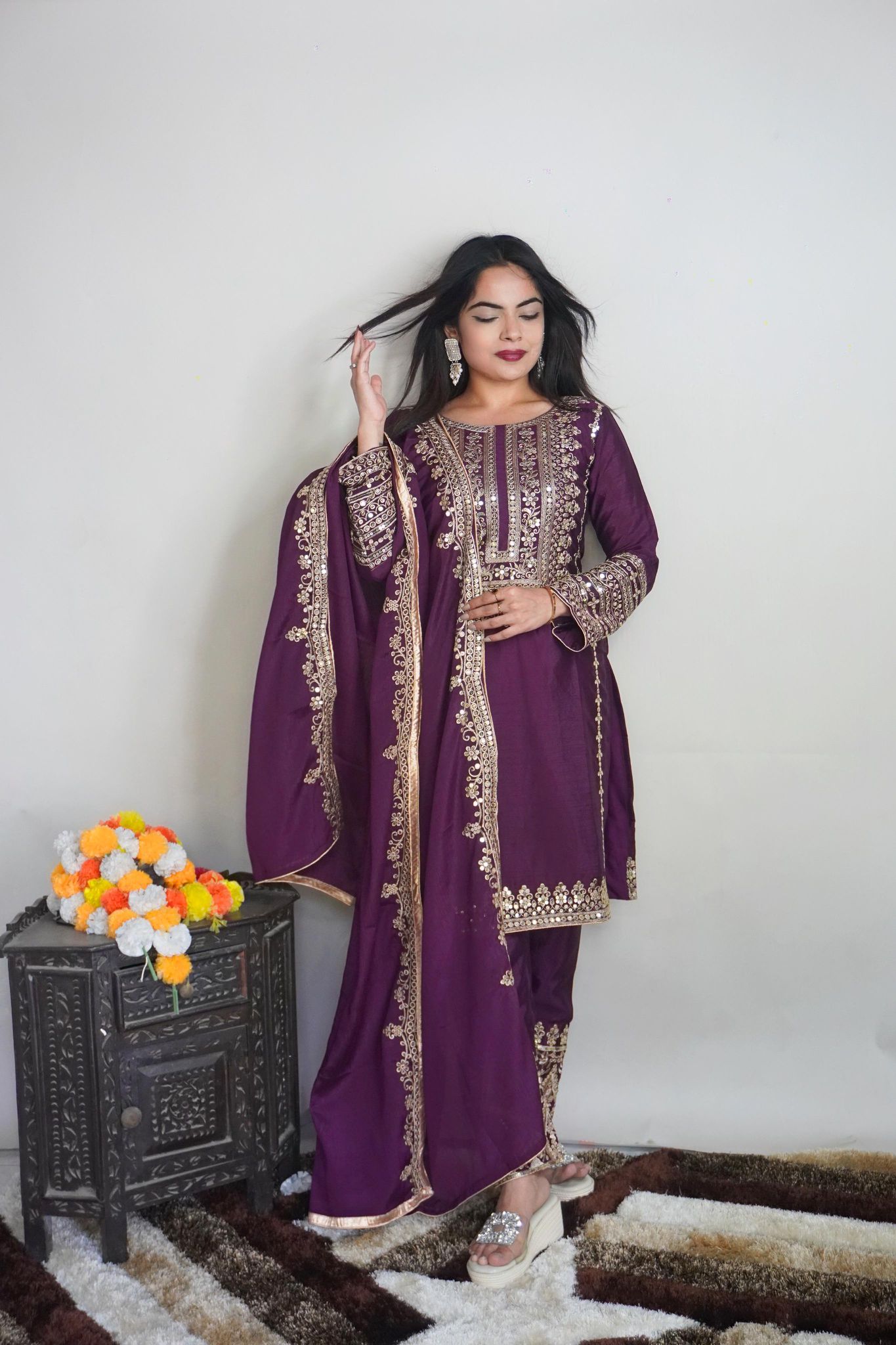 Elegant Pure Chinnon Silk Embroidery Pant Suit in Essen