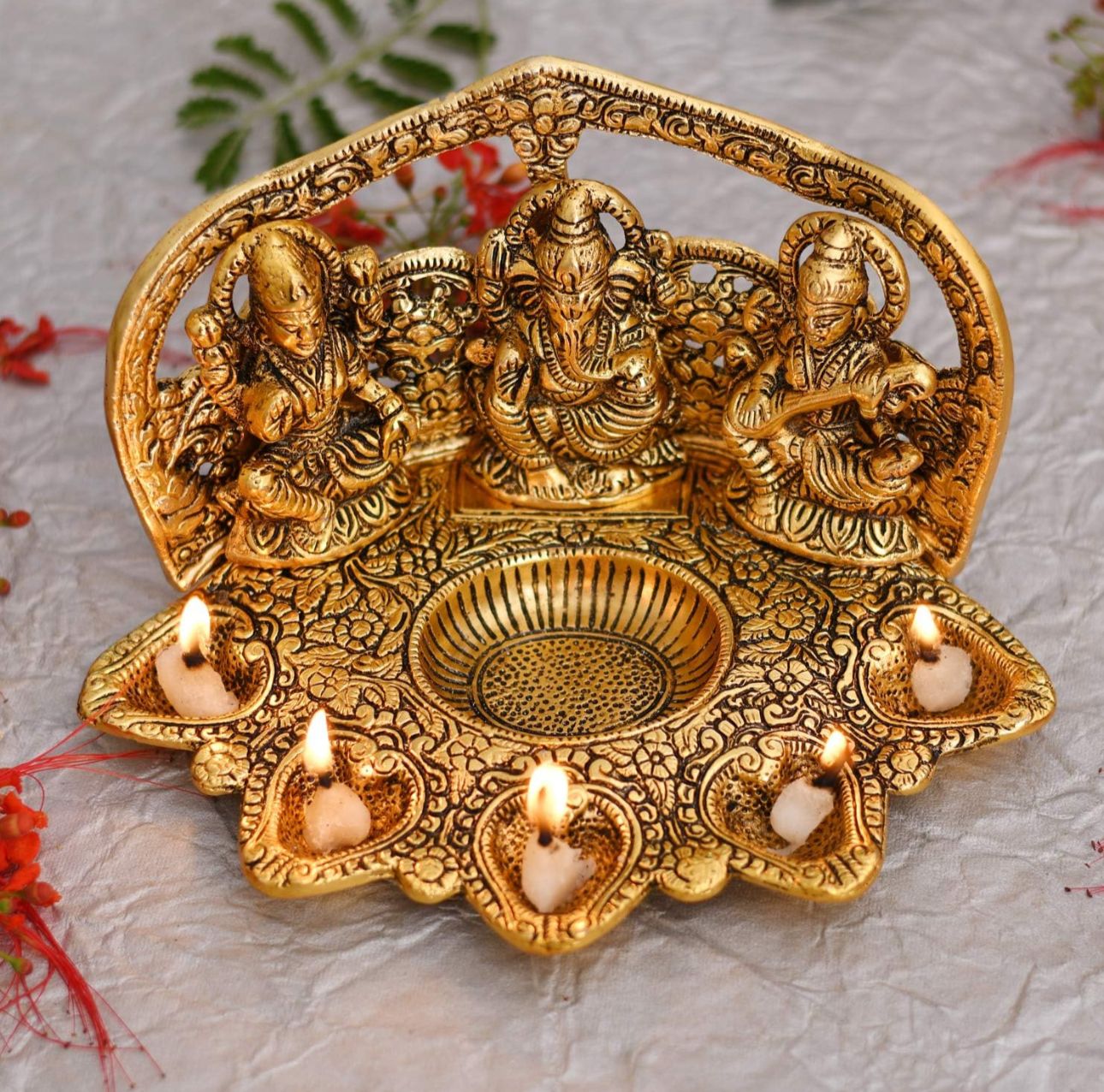 Laxmi Ganesh Saraswati Idol Diya Oil Lamp Deepak in Germany