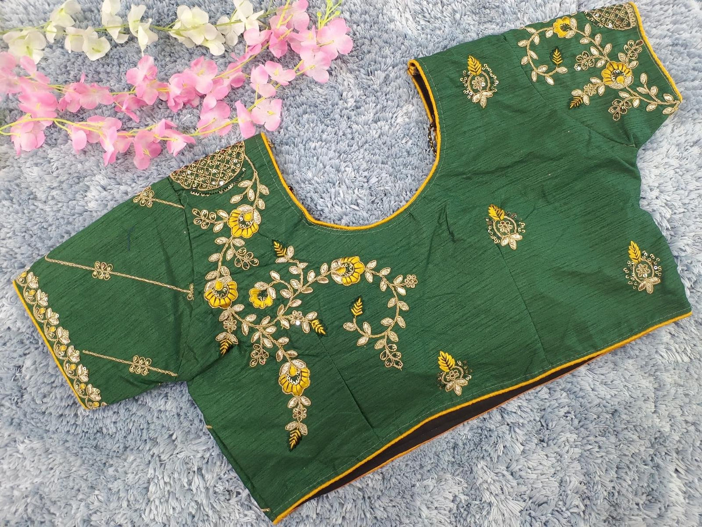Beautiful Designer Blouse in Berlin