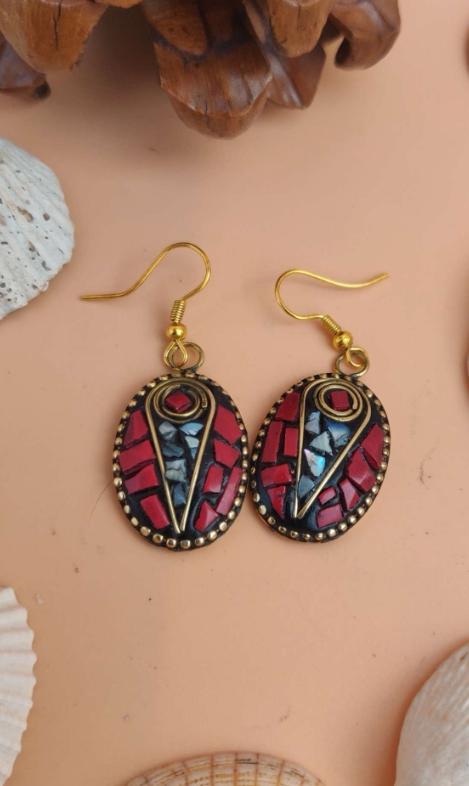 Laq Work Earrings in Germany