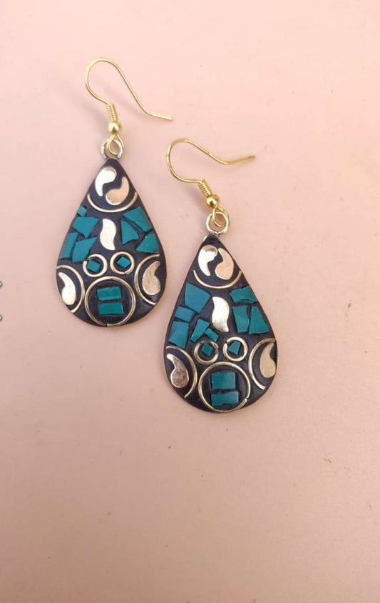 Designer Laq Work Earring  in Berlin