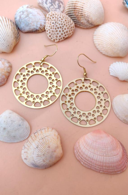 Women Filigree Short Drop Earrings in Berlin