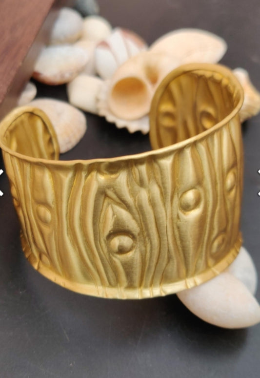 Golden High Quality Brass Bracelet in Munich