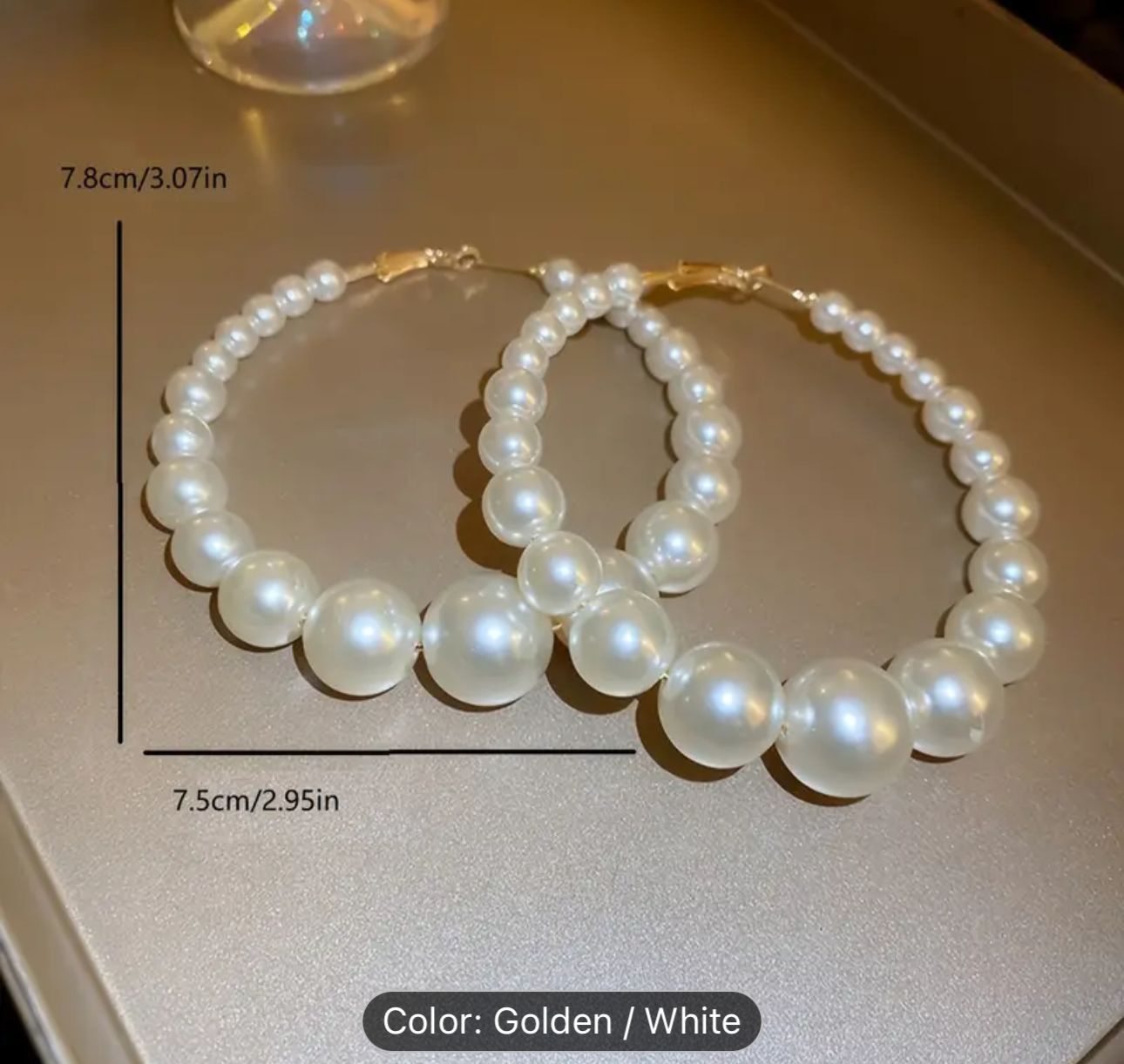 Traditional Pearl Earrings in Berlin