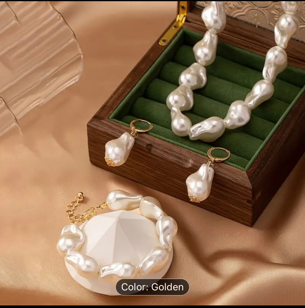 White Irrregular Shape Pearl Necklace with Earrings and Bracelet in Munich