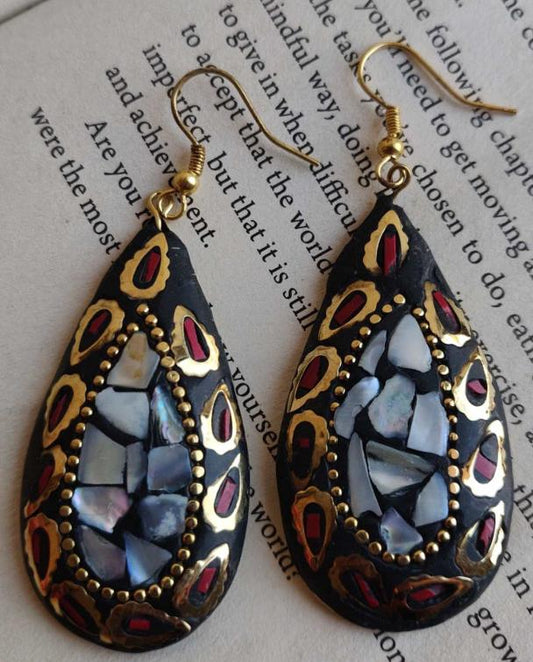 Lac Fashionable Light Weight Multi Color Earrings For Women & Girls in Munich