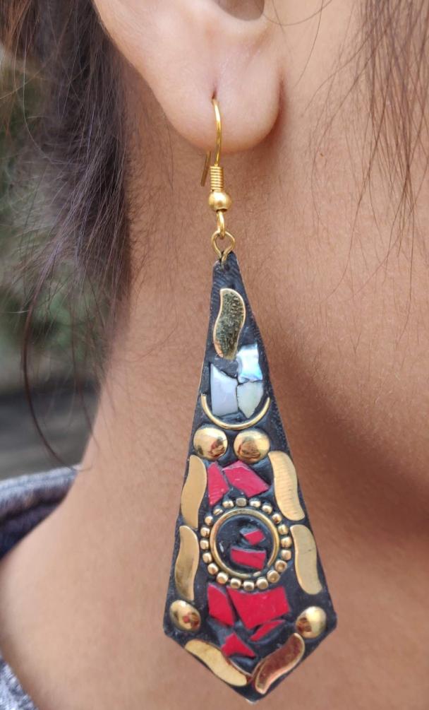 Traditional KiteShaped Red Hanging Earrings in Germany