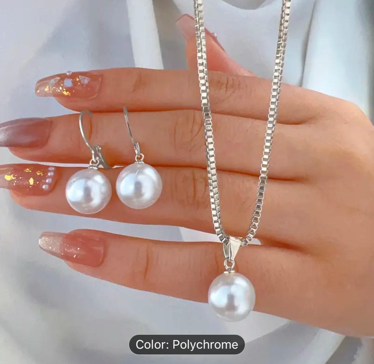 STYLISG PEARL SILVER PLATED CHAIN AND EARRINGS IN BERLIN