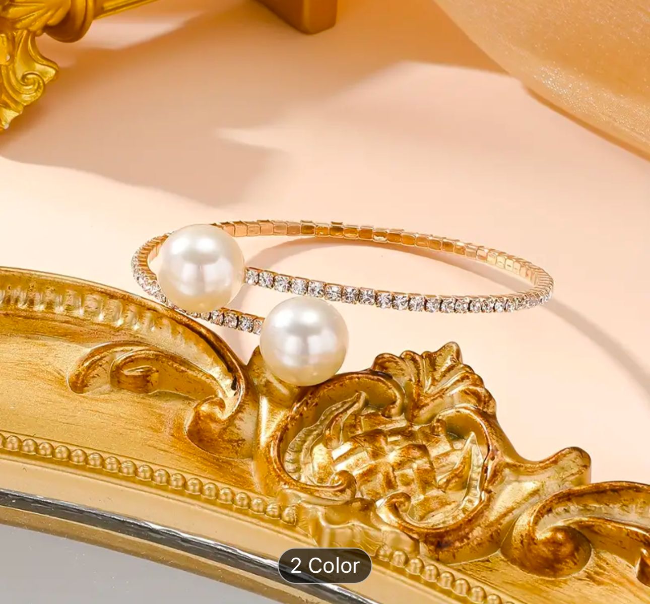Trendy Rhinestone Gold Plated Pearl Bracelets in Berlin