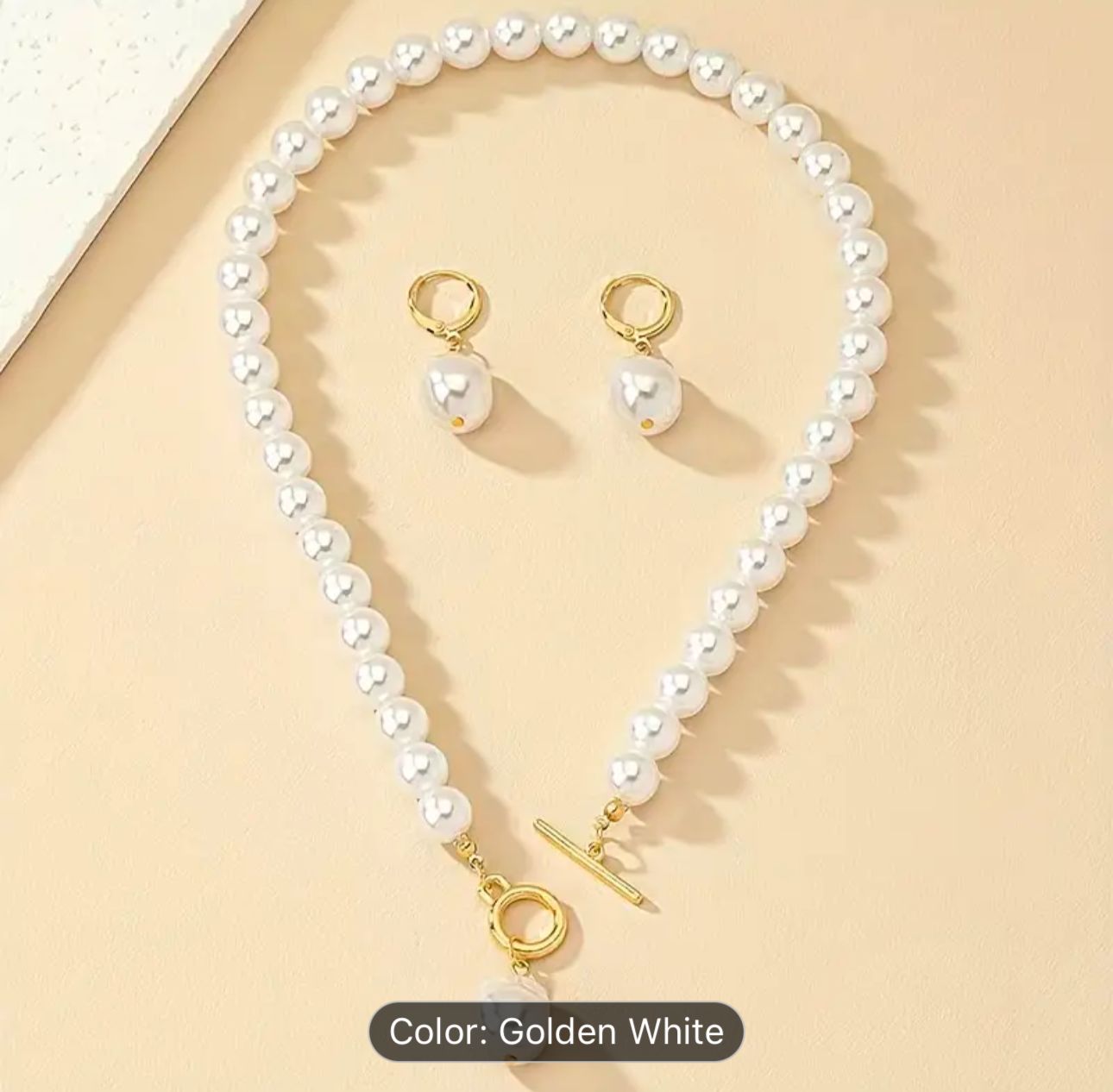 Elegant Pearl Necklace and Earring in Munich
