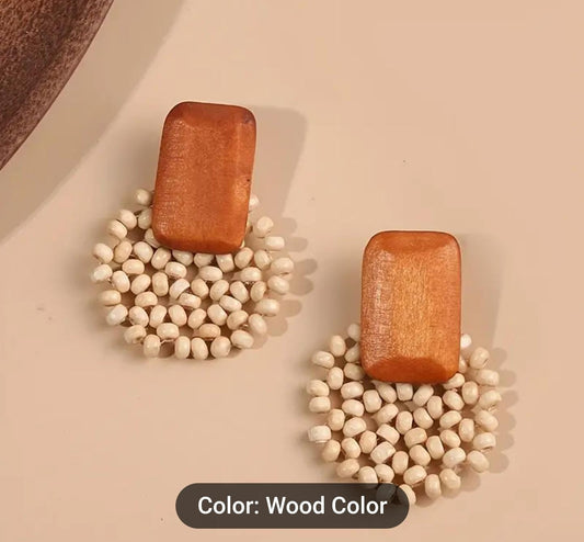 WOOD AND RATTAN SEED EARRINGS IN GERMANY