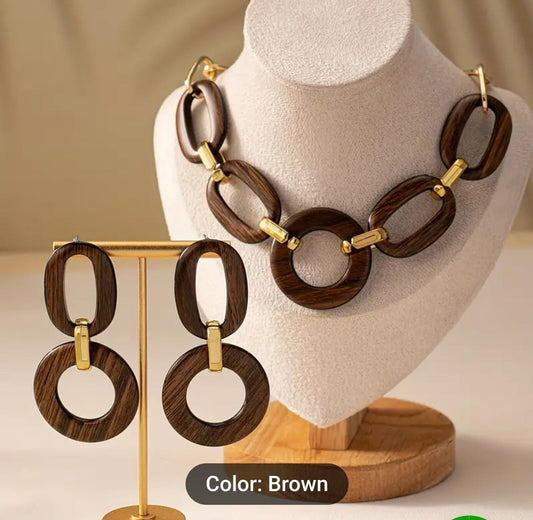 Boho Wooden Jewelry Set Finish Necklace & Earrings in Berlin