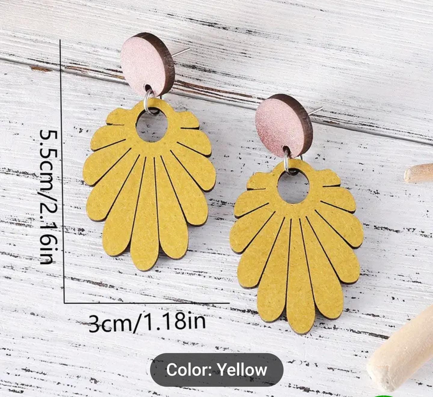 Boho Floral Leaf Shaped Dangle Earrings in Germany