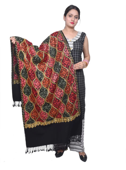 Stylish Kashmiri Stole for Women Aari Embroidery Matka Jaal in Munich