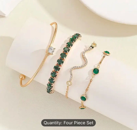 Green Rhinestone Snake Design Bracelet in Berlin