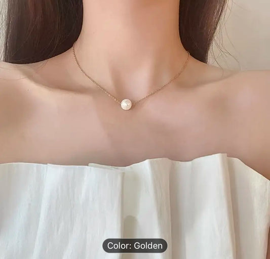 Beautiful necklace and choker combo for women and girls in Berlin