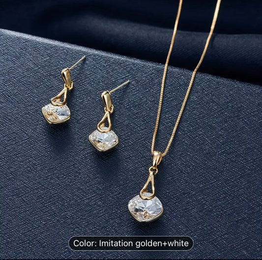 Water Drop Pendant Square Rhinestone Ear Stud Earrings Necklace in Berlin