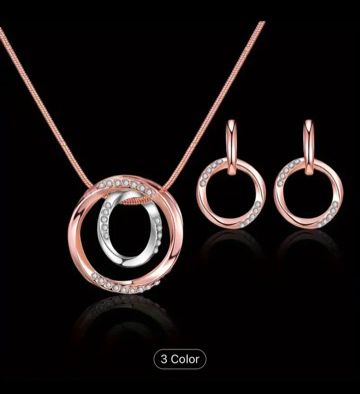 Fashion jewelry set for women in Germany