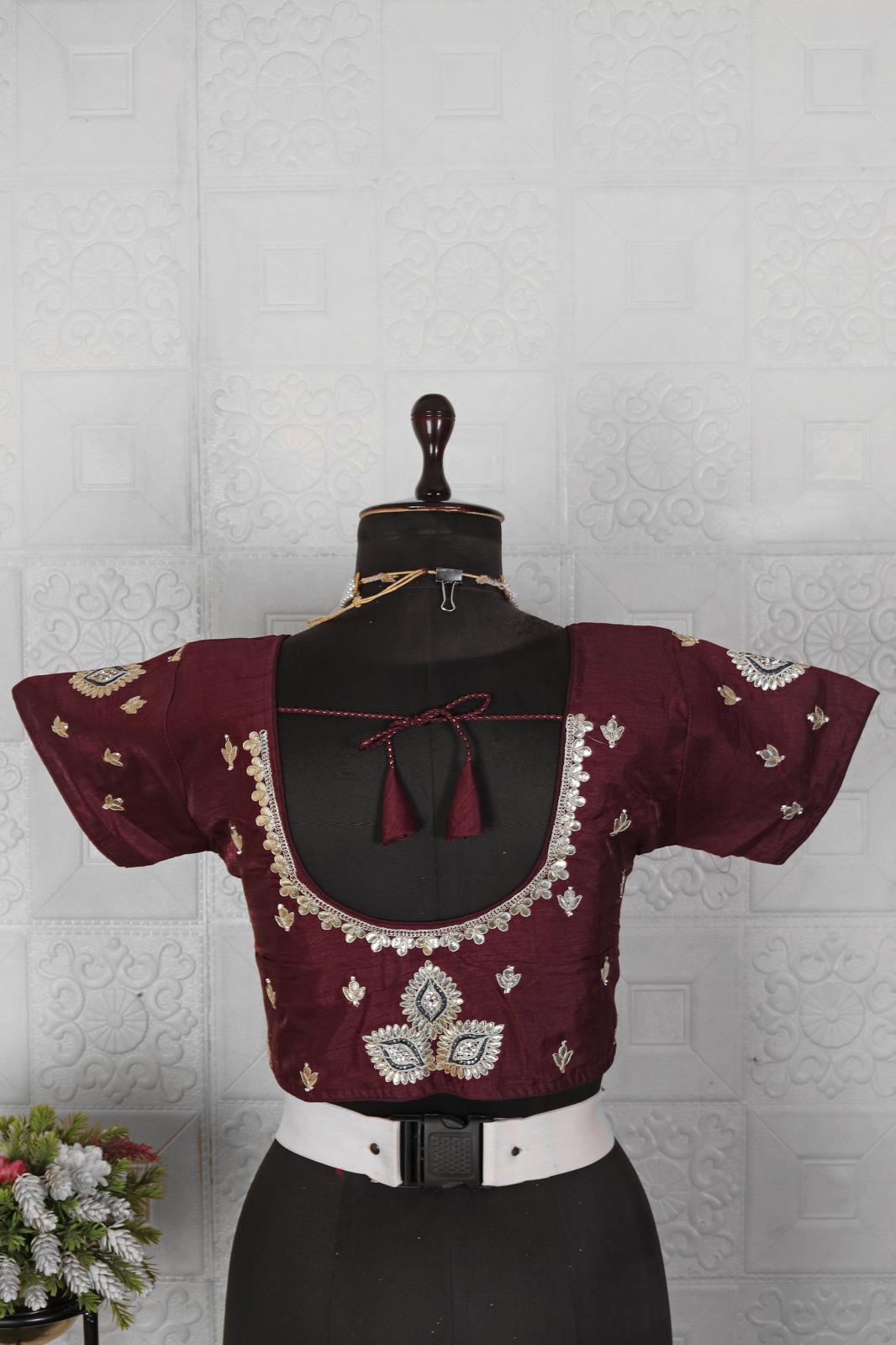 Lavender Embroidery Work Saree for women in Berlin