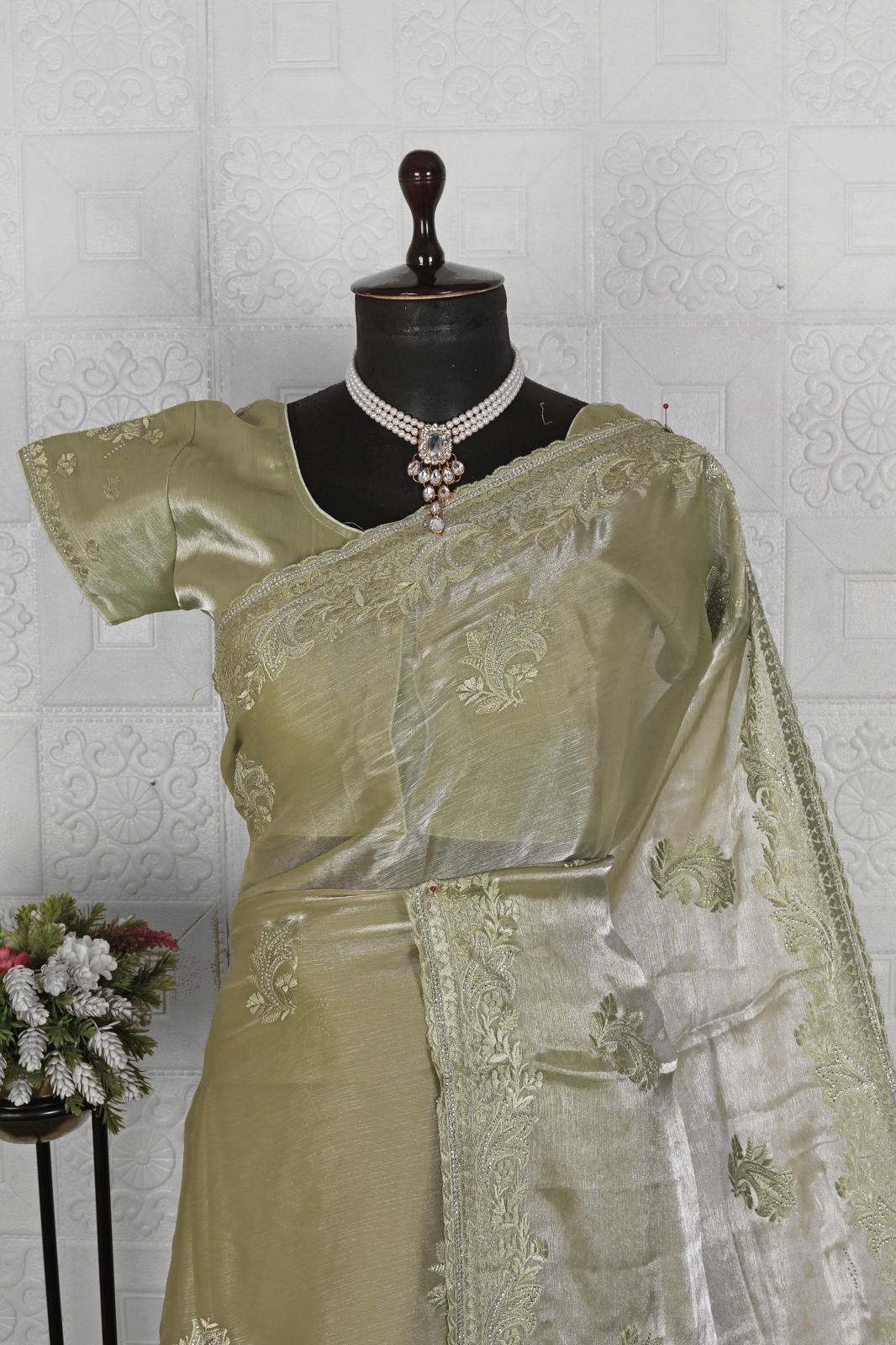 Pretty Organza saree in Munich