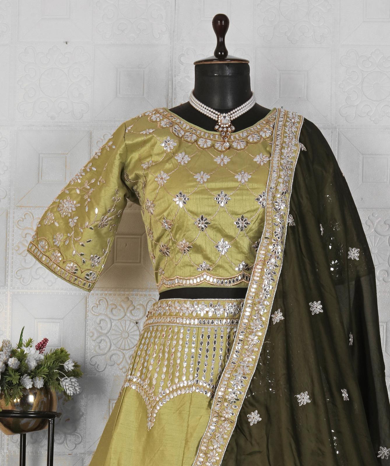Beautiful Embroided Lehanga in Berlin