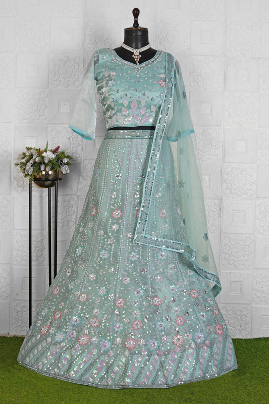 DESIGNER EMBROIDERY WORK LEHENGA CHOLI IN BERLIN
