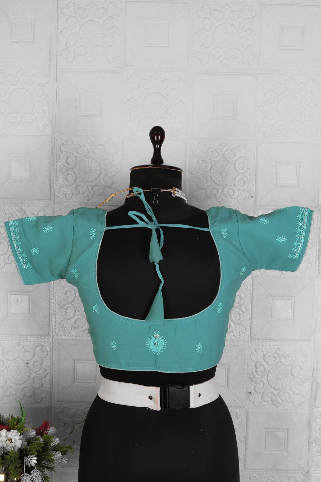 Chiffon Embroidered Saree Set Berlin