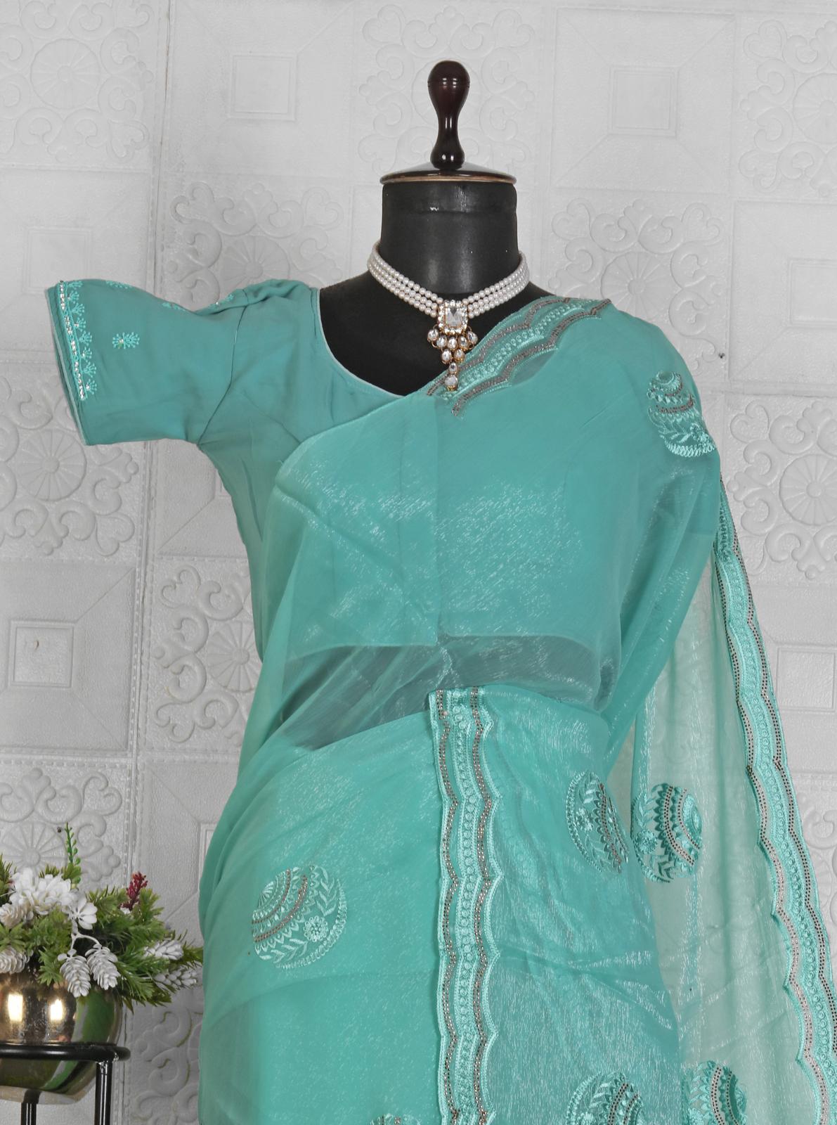 Chiffon Embroidered Saree Set Berlin