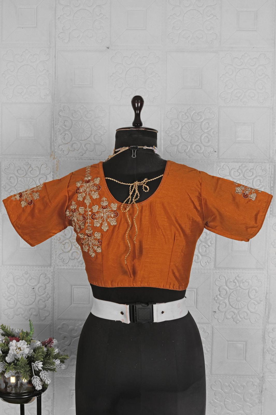 Embroidered Bollywood Silk Blend Saree in Munich