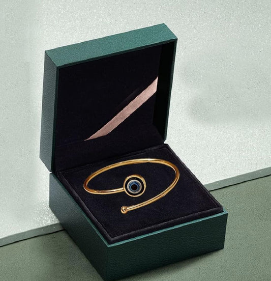 Handmade Evil Eye Size Adjustable Bracelet in Germany