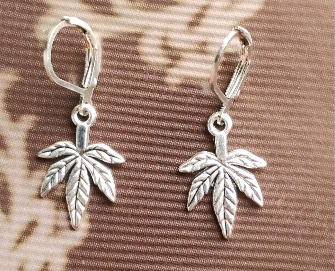Tree Shape Charming Silver Charm Hoop Earrings in Germany