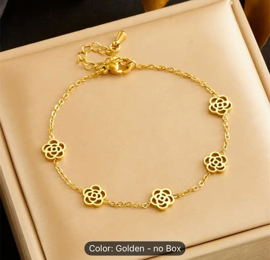 Gold-Plated Stainless Steel Hollow Rose Flower Chain Bracelet in Munich