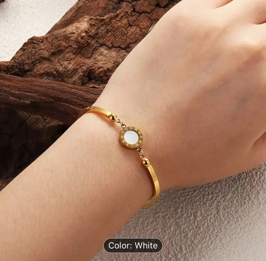 Stainless Steel Gold Color Roman Style Natural White Bracelet in Munich