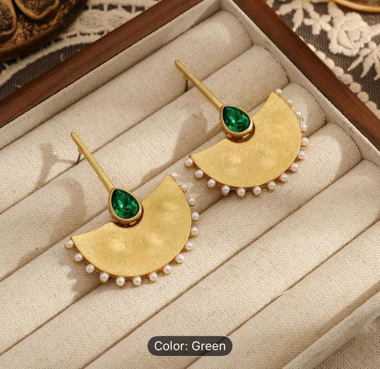 Pretty Drop & Dangle Earrings in Berlin