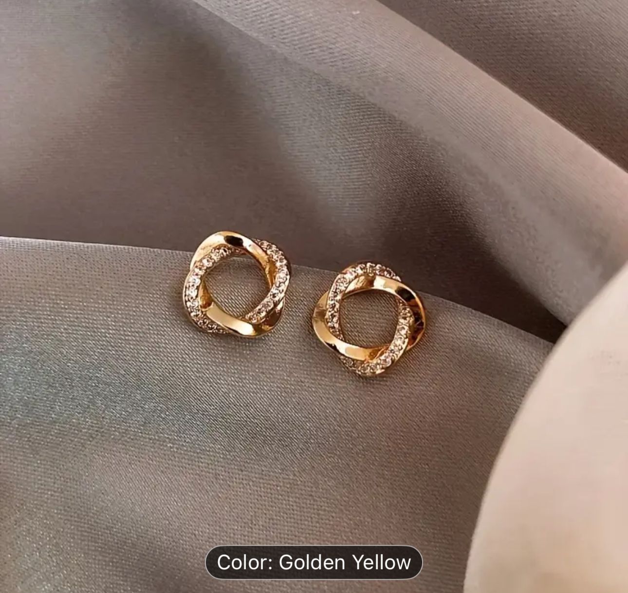 Tanix real look touch girls and womens like American diamond studs in Munich