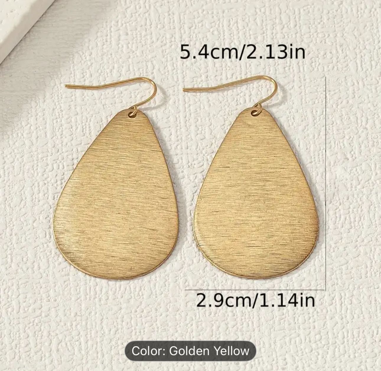 Golden Brushed Metal Teardrop-Shaped Earrings in Germany