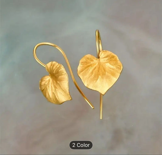 Exquisite Design Lotus Petal Flower Stud Trend Female Metal Earrings  in Munich