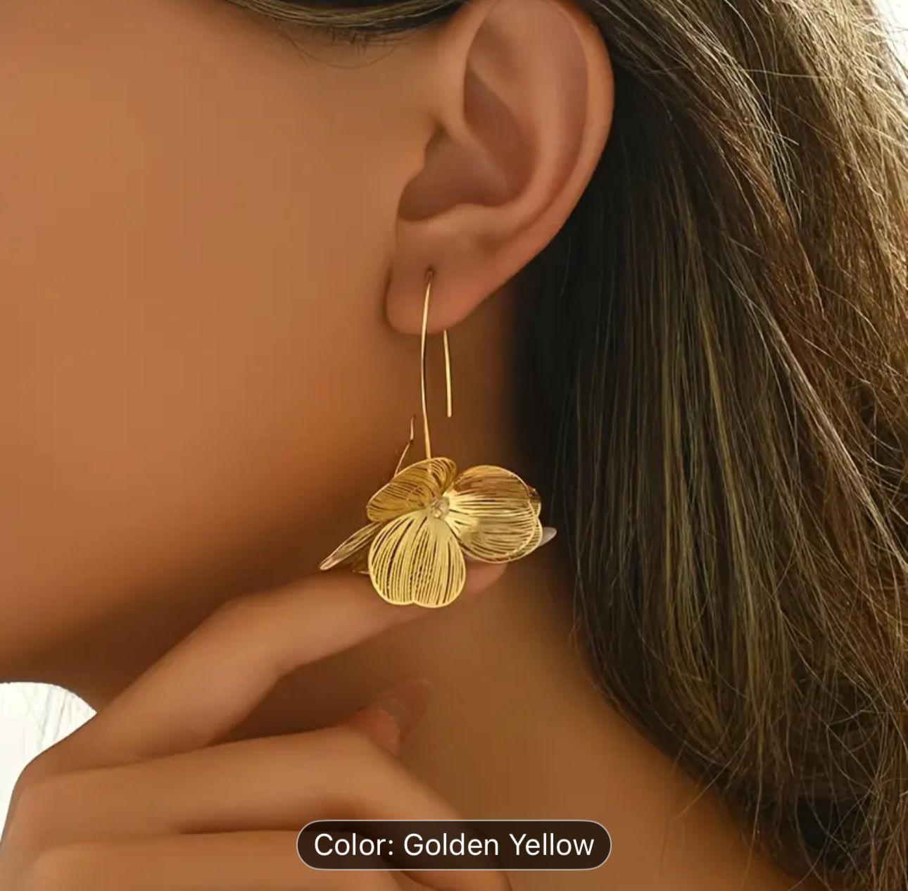 Filigree Flower Drop Earrings in Berlin