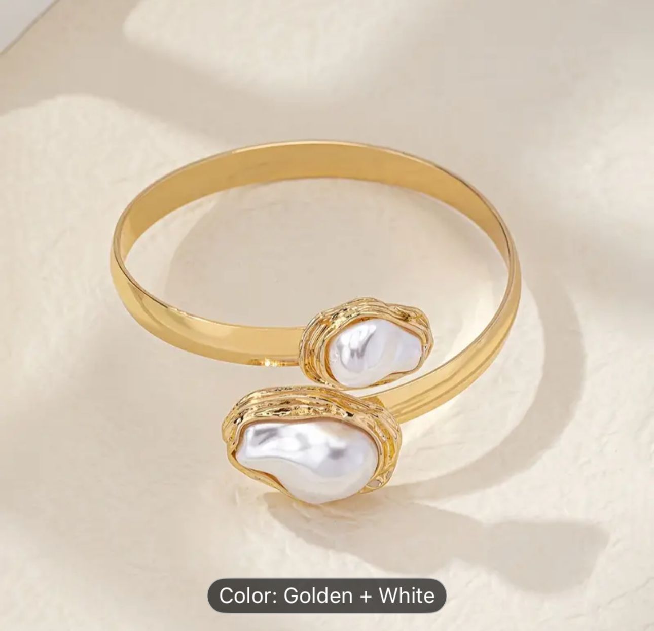 Women Pearls Handcrafted Gold-Plated Armlet Bracelet in Berlin