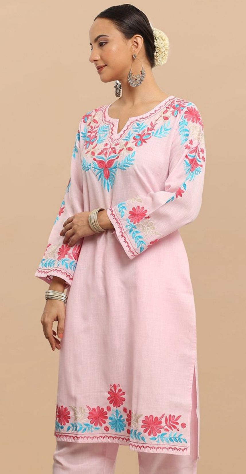Floral Embroidered Thread Work Falak Kashmiri Straight Kurta in Berlin